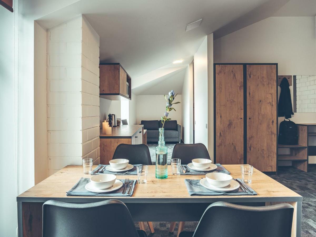 Self Check-In Hotel Railway Apartments Аеропорт Вільнюс Екстер'єр фото